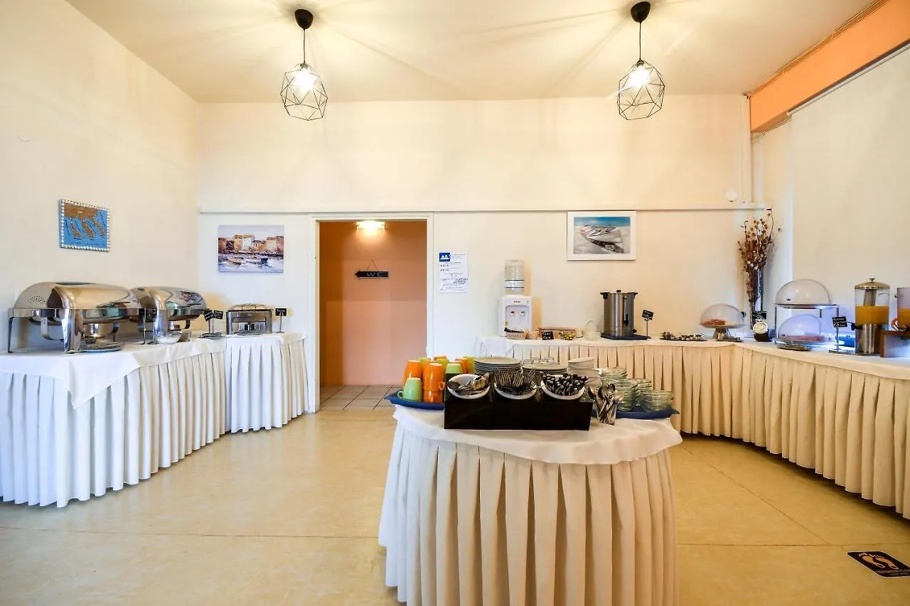 Avra Hotel Ormos Panagias