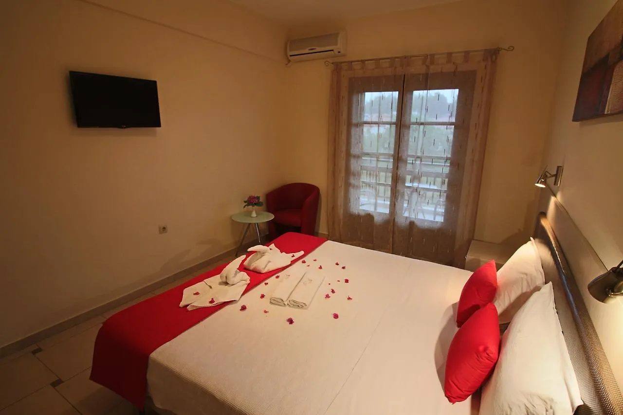 Avra Hotel Ormos Panagias