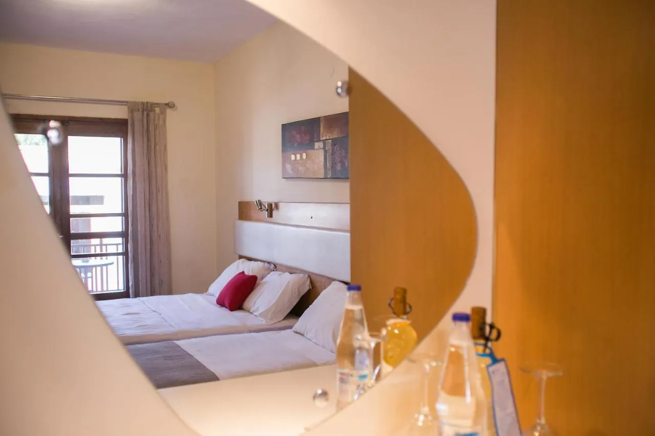 Avra Hotel Ormos Panagias